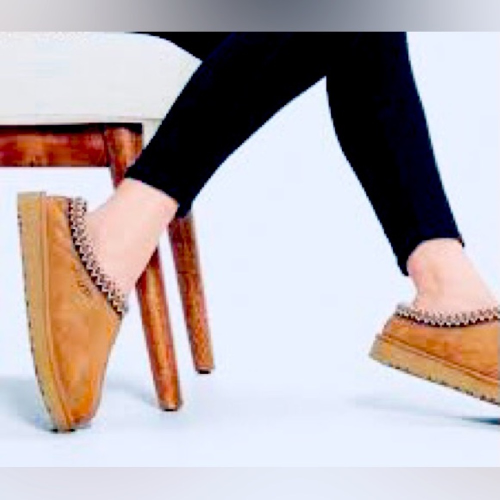 Ugg Tasman slippers • New Chestnut 9W/8M
